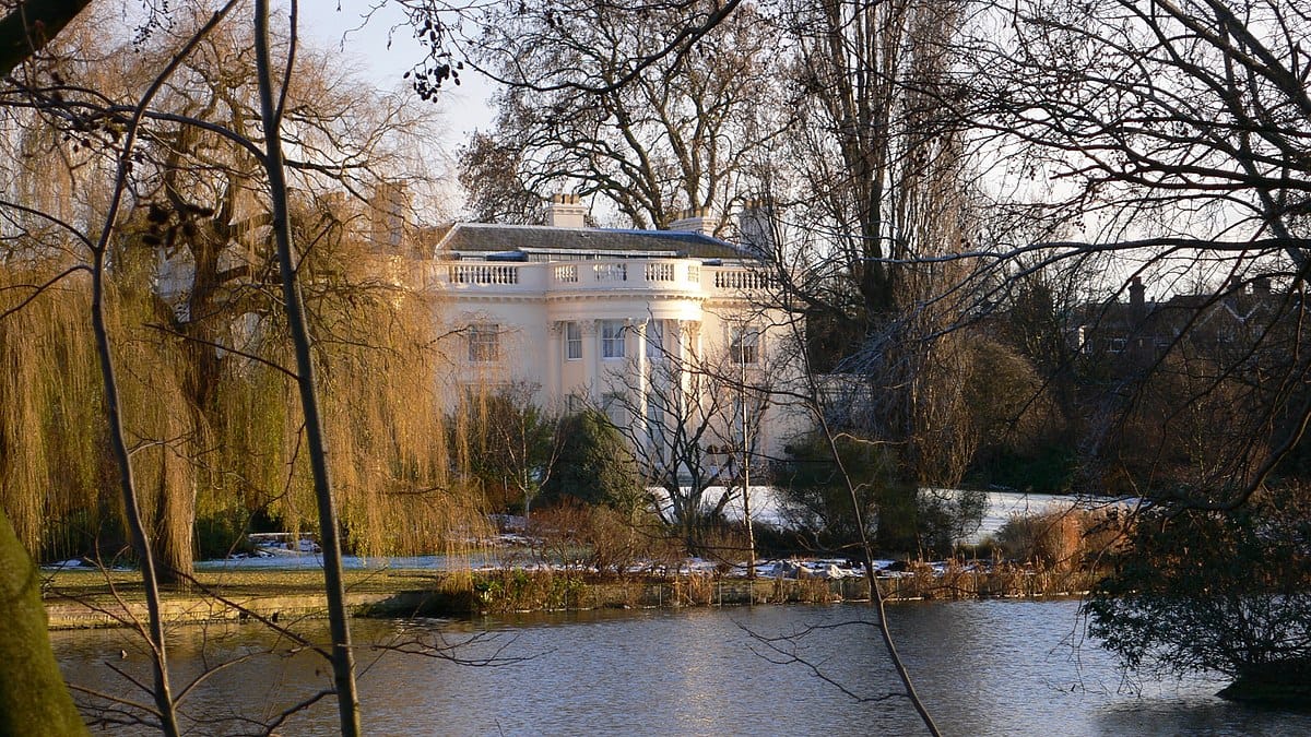 Who paid £139 million for a Regent’s Park mansion? Nobody knows.